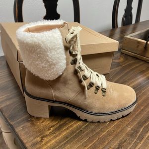 Brand New boutique boots!